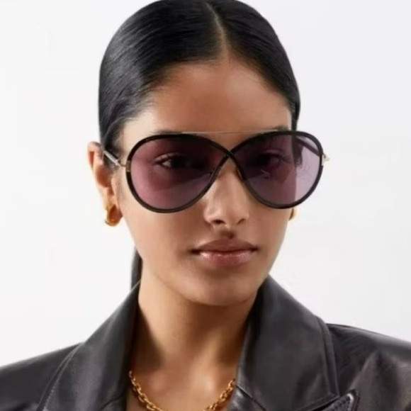 NEW TOM FORD RICKIE TF1007 01Y WOMEN SUNGLASSES TOM FORD FT1007/S BLACK EYEWEAR - Picture 5 of 11